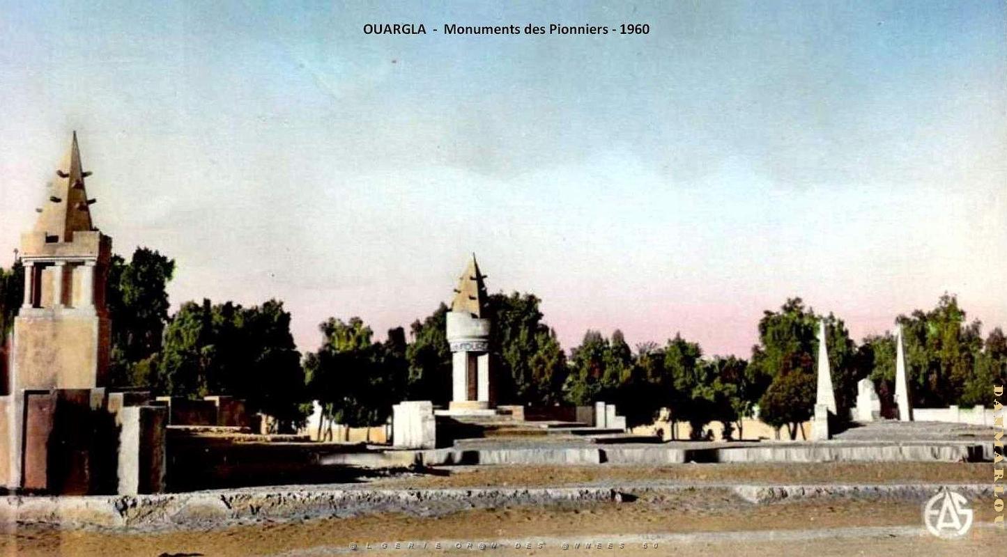 Ouargla - Monuments des Pionniers - 1960.jpg
